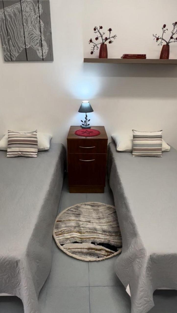 Malta Crown Guesthouse Сент Джулианс Экстерьер фото