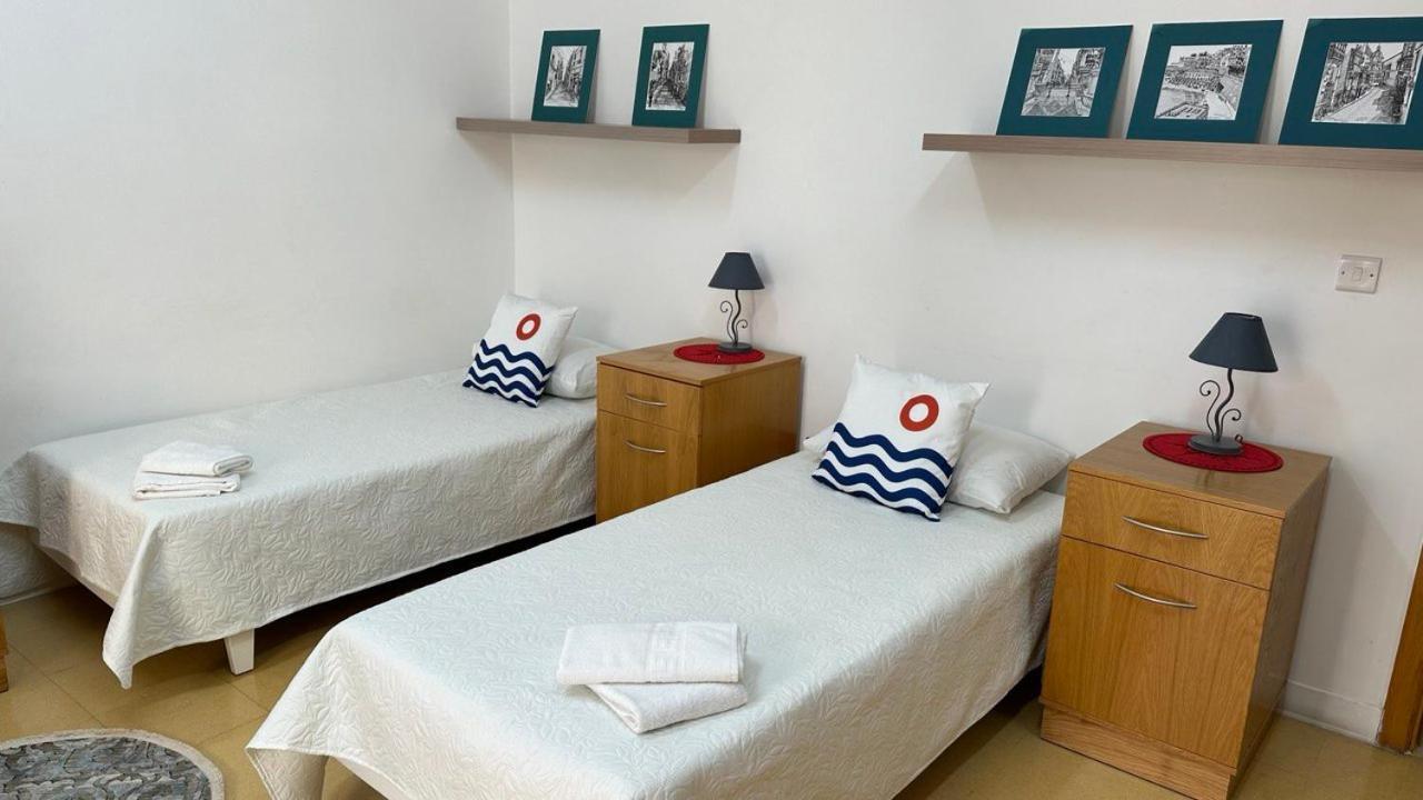 Malta Crown Guesthouse Сент Джулианс Экстерьер фото