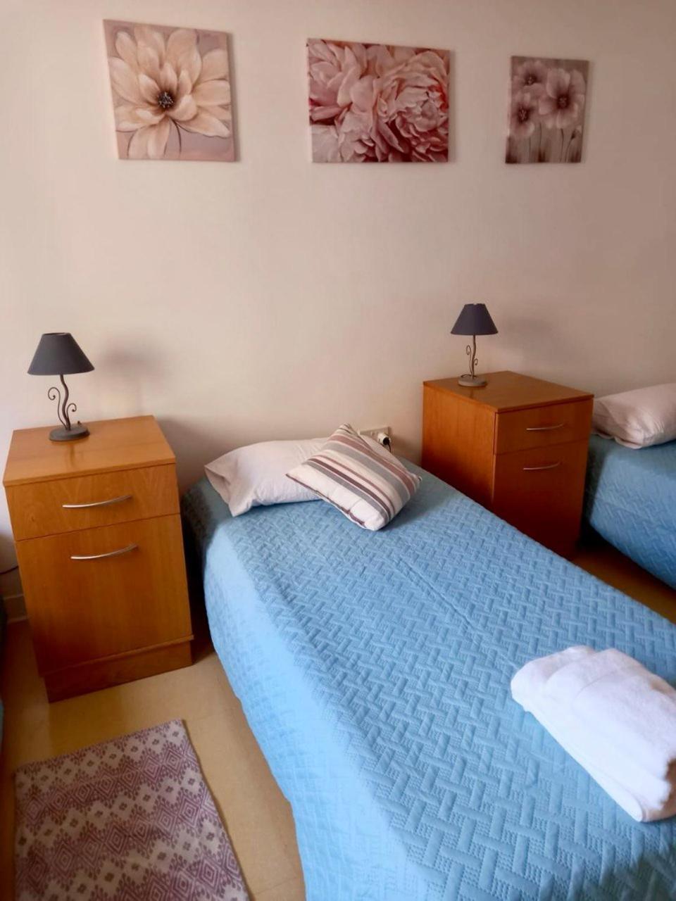 Malta Crown Guesthouse Сент Джулианс Экстерьер фото